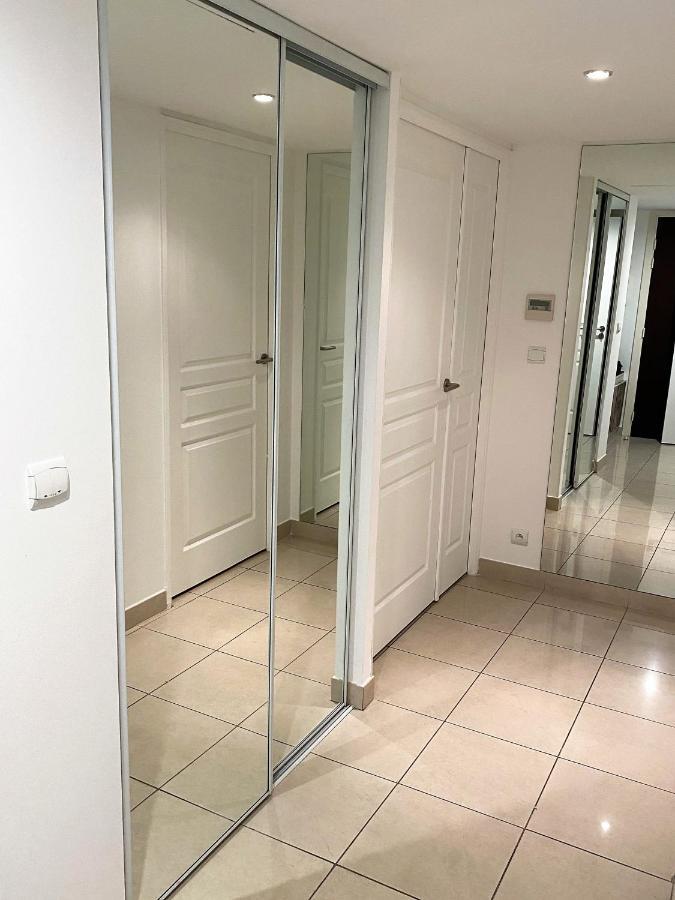 T2 Proche De La Gare, A 10 Minutes A Pieds De La Croisette, Piscine & Parking Dans Residence De Haut Standing Канны Экстерьер фото