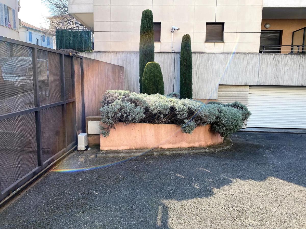 T2 Proche De La Gare, A 10 Minutes A Pieds De La Croisette, Piscine & Parking Dans Residence De Haut Standing Канны Экстерьер фото